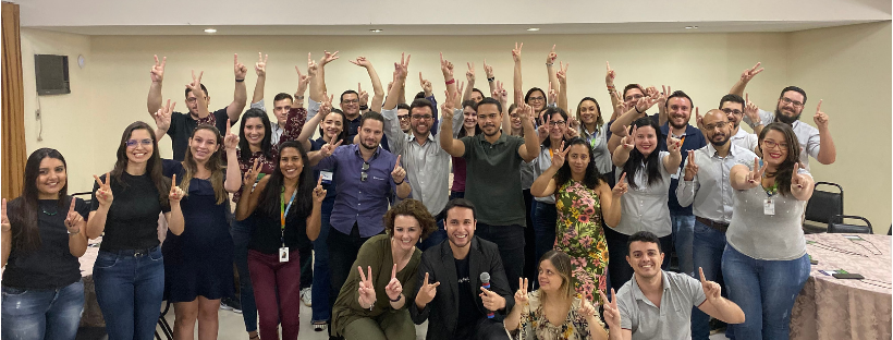 Inclusão como estratégia de inovação é tema de palestra realizada por Alex e Tathi na Trouw Nutrition